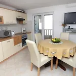 Antonio - Apartman Trogir