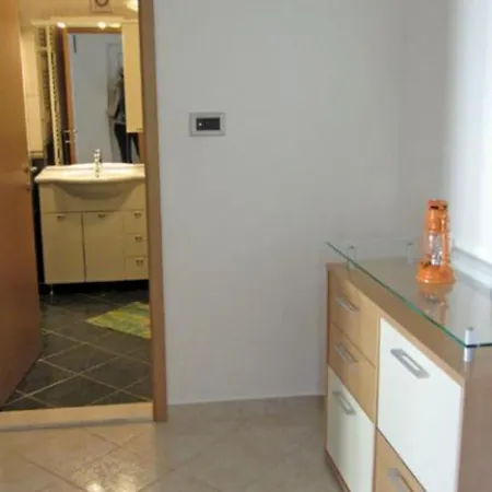 Antonio - Appartamento Traù